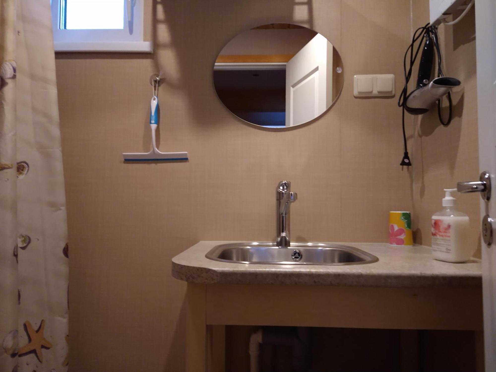 Lahemaa Kohvikann B & B, Caravan Park Palmse 객실 사진