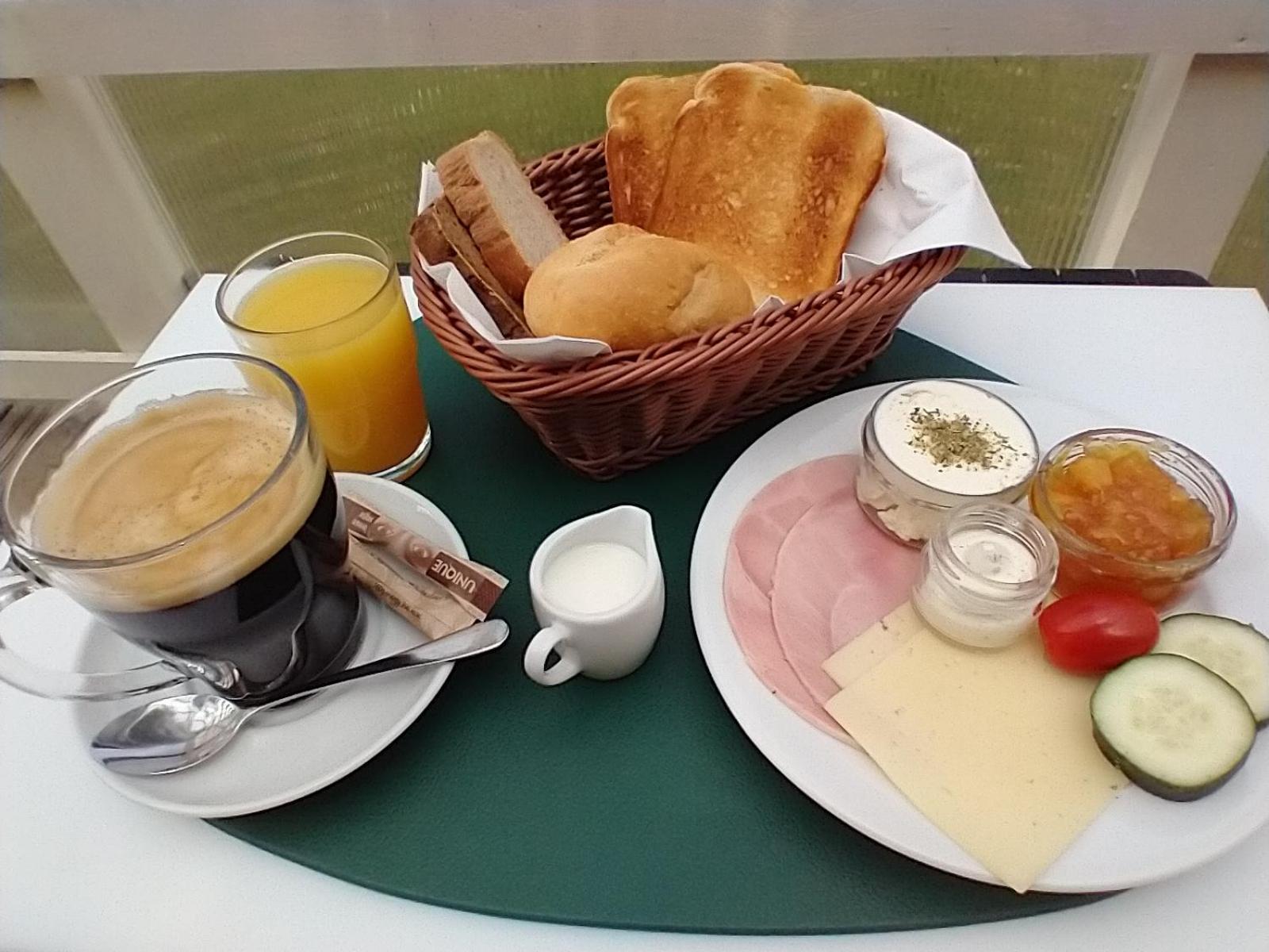 Lahemaa Kohvikann B & B, Caravan Park Palmse 외부 사진